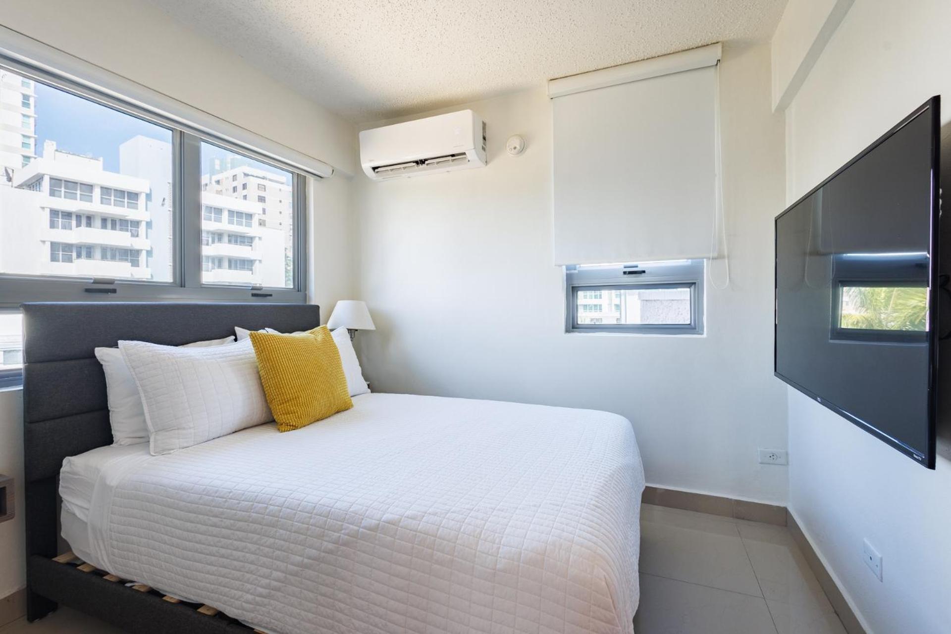 Avila Suites San Juan Bagian luar foto