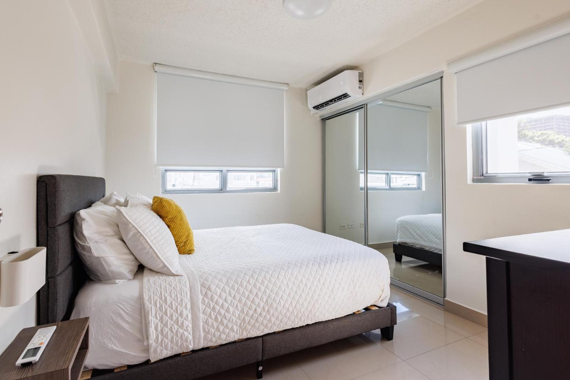 Avila Suites San Juan Bagian luar foto